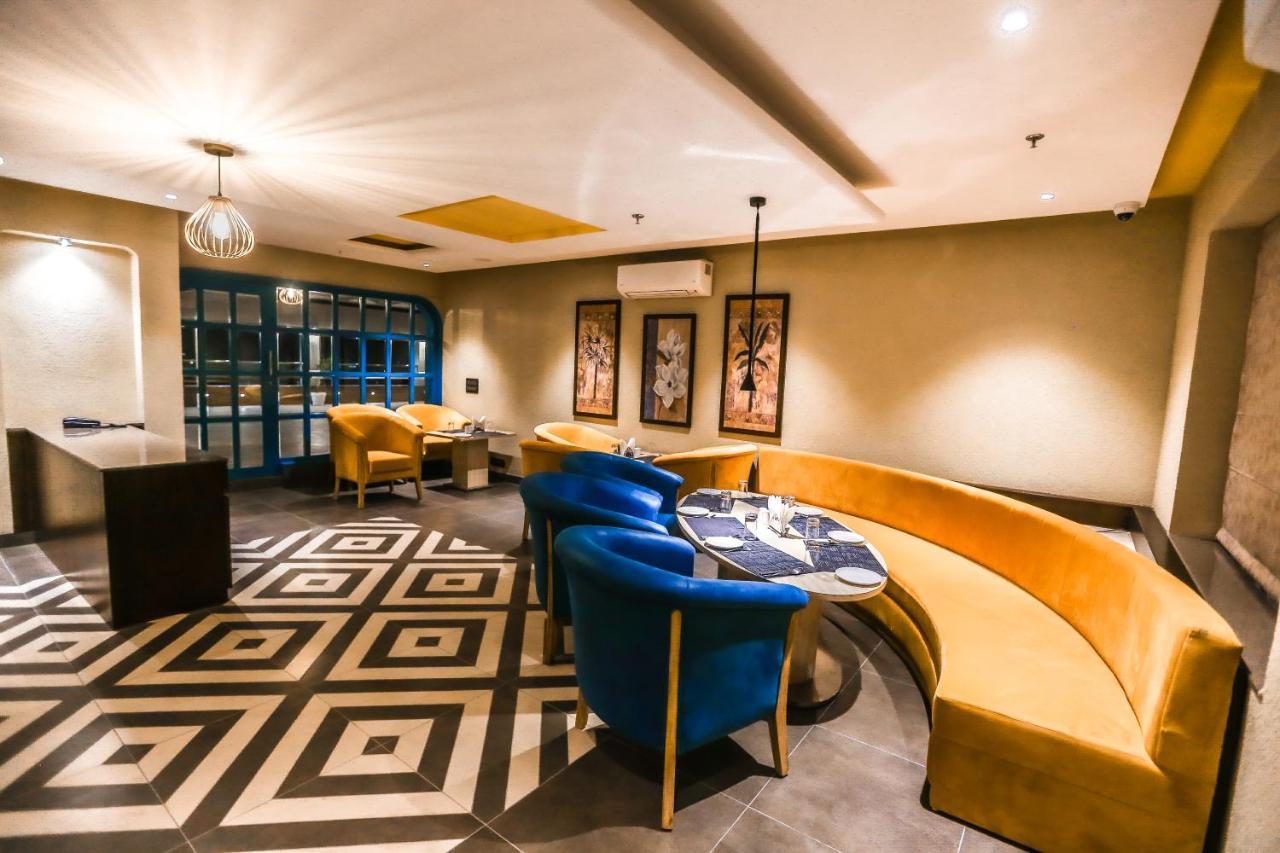The Jagat Hotel And Spa Ουνταϊπούρ Εξωτερικό φωτογραφία