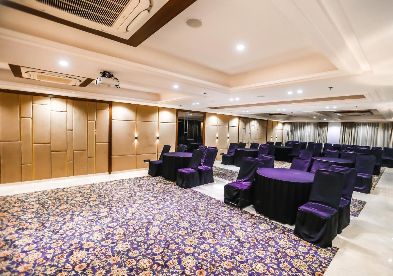 The Jagat Hotel And Spa Ουνταϊπούρ Εξωτερικό φωτογραφία