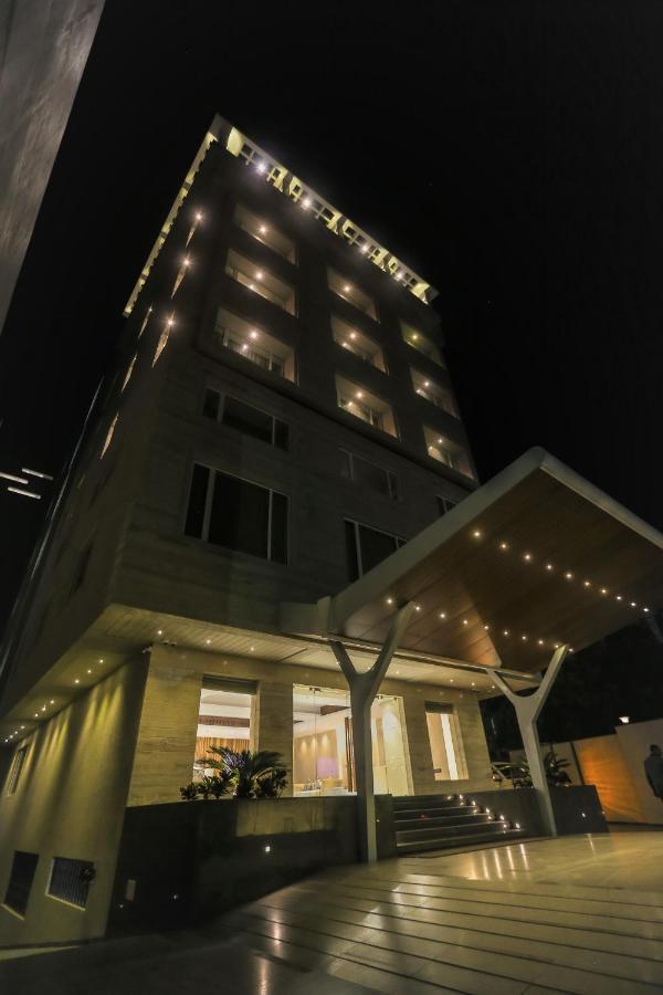 The Jagat Hotel And Spa Ουνταϊπούρ Εξωτερικό φωτογραφία