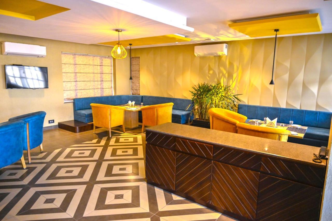 The Jagat Hotel And Spa Ουνταϊπούρ Εξωτερικό φωτογραφία