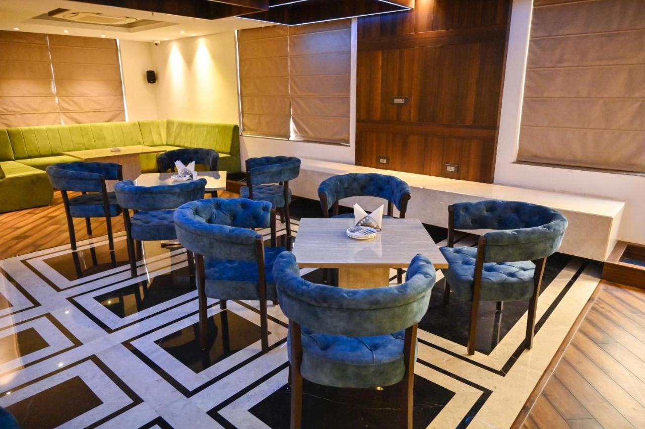 The Jagat Hotel And Spa Ουνταϊπούρ Εξωτερικό φωτογραφία