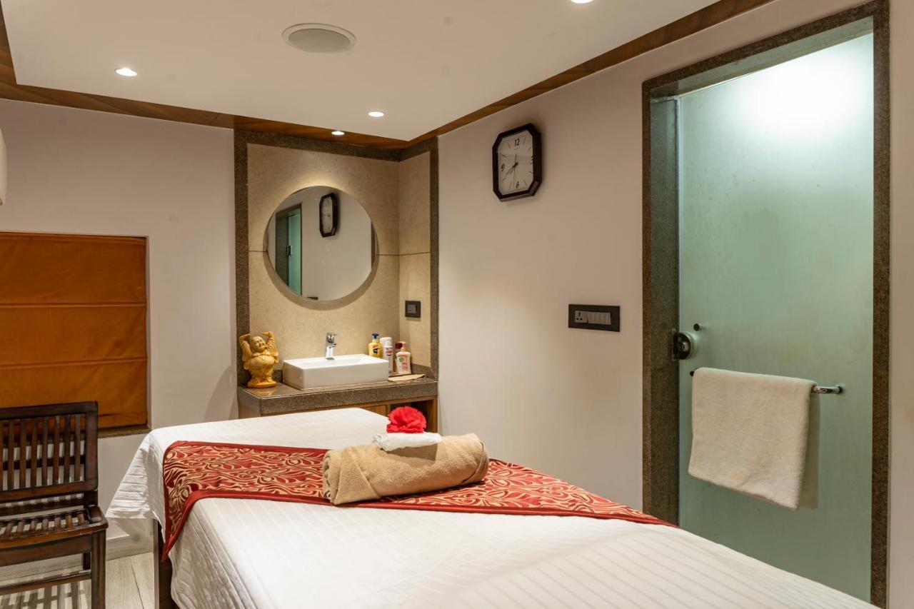 The Jagat Hotel And Spa Ουνταϊπούρ Εξωτερικό φωτογραφία